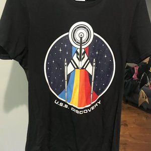 Star Trek Discovery Ship Rainbow T-Shirt Size M